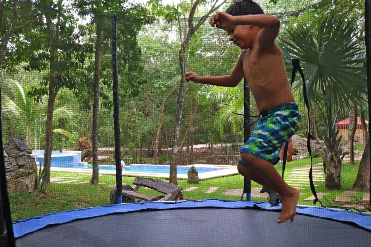 Casa Del Bosque Cancún 0*,